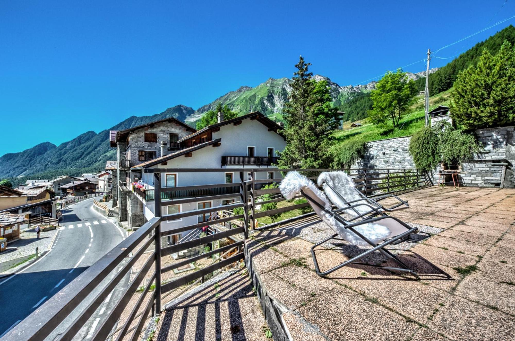Snowflakes Retreat - Roomy Apartment With A View & Relax Solarium Cir 0133 Champoluc Exterior photo